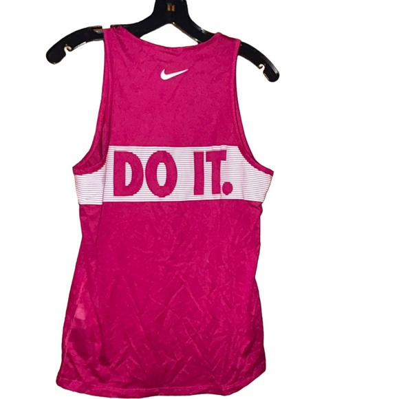 Nike women raspberry tank top workout top shirt small S - Picture 2 of 3